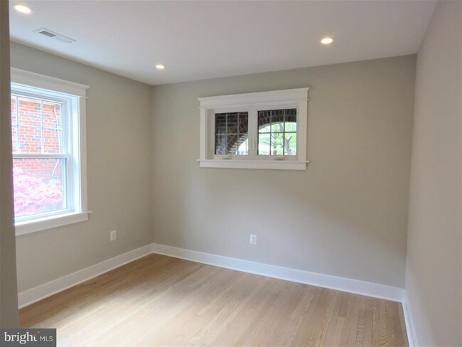 4823 Western Ave in Washington, DC - Building Photo - Building Photo
