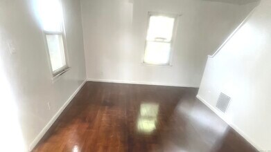 25 Evers Ct in Bridgeport, CT - Building Photo - Building Photo