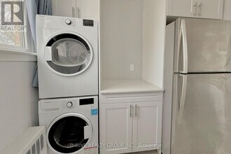 57 Wellington Rd in London, ON - Building Photo - Building Photo