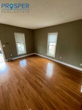1329 5th Ave in Eau Claire, WI - Foto de edificio - Building Photo