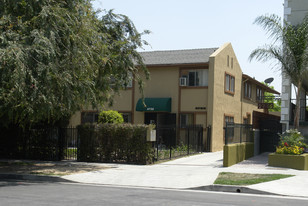 4732 Elmwood Ave in Los Angeles, CA - Foto de edificio - Building Photo