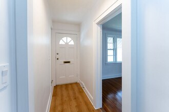 44 Highway Ave in London, ON - Building Photo - Building Photo