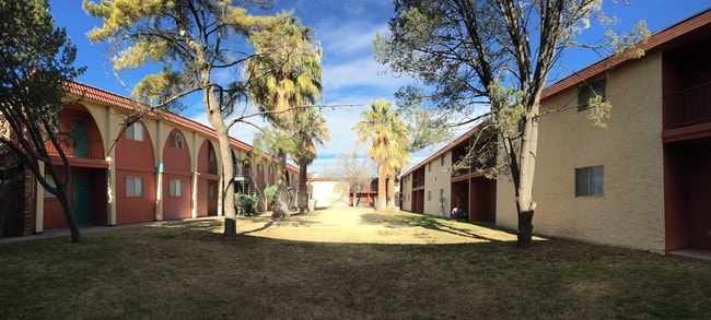 Puerta del Sol in Las Cruces, NM - Building Photo - Building Photo