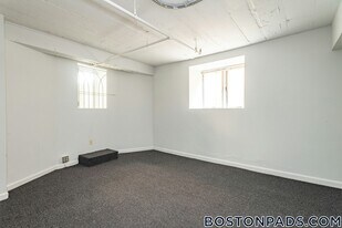 49 Worthington St, Unit 46 in Boston, MA - Building Photo