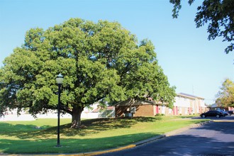 Grand Oak Community in Evansville, IN - Building Photo - Building Photo