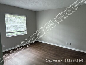 129 SE 13th Ave in Ocala, FL - Building Photo - Building Photo