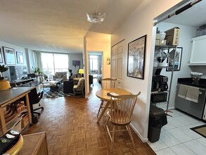 19 Winchester St in Brookline, MA - Building Photo - Building Photo