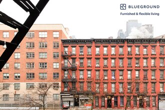 515 W 47th St in New York, NY - Building Photo - Building Photo