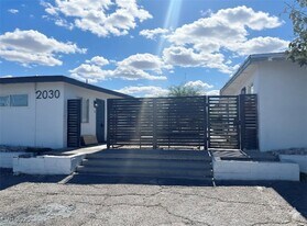 2030 Sunrise Ave in Las Vegas, NV - Building Photo
