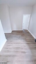 613 Bower St in Linden, NJ - Building Photo - Building Photo