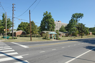 Edgefield Manor Apartments