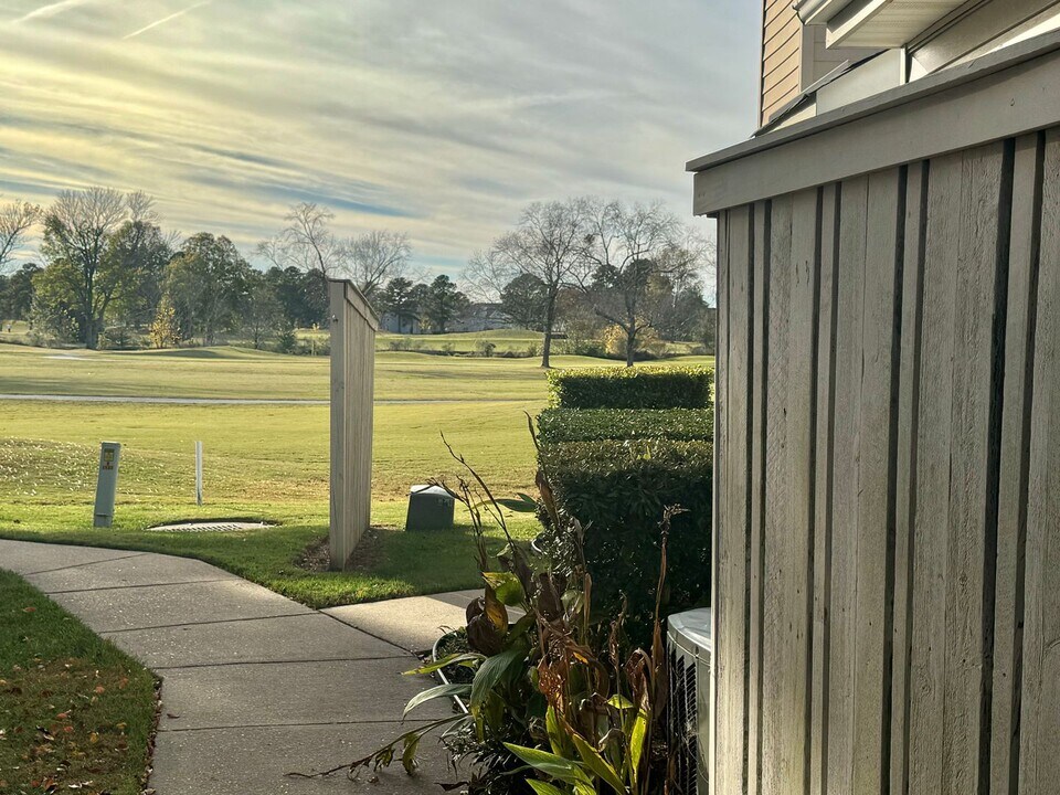 1713 Grand Bay Dr in Virginia Beach, VA - Building Photo