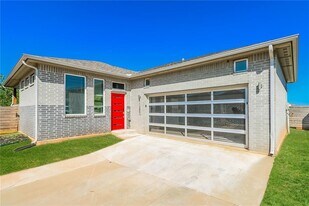 11307 Paradise Out Ln in Oklahoma City, OK - Building Photo
