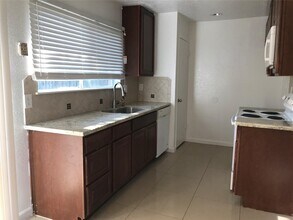 727 Doncrest St in Channelview, TX - Building Photo - Building Photo