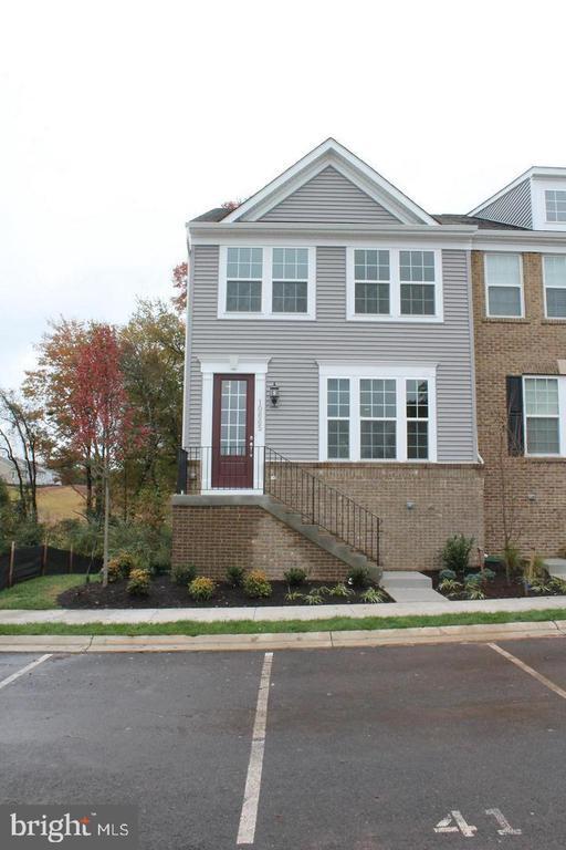 property at 10665 Hinton Wy