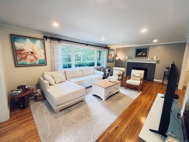 property at 43 Kent Hills Ln