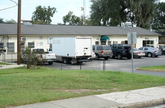 Parkside Gardens Apartments in Ocala, FL - Building Photo - Building Photo