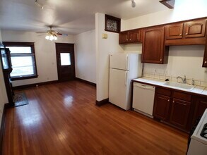 123 E Exposition Ave in Denver, CO - Building Photo - Building Photo