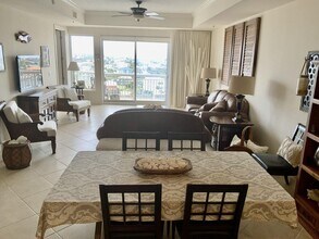 725 Gulf Shore Dr in Destin, FL - Foto de edificio - Building Photo