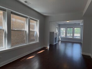 3613 W Palmer St in Chicago, IL - Building Photo - Building Photo