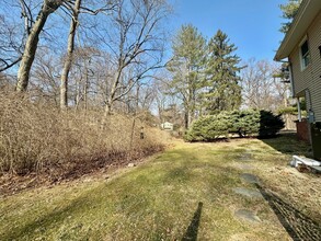 22 Lancaster Dr in Norwalk, CT - Building Photo - Building Photo