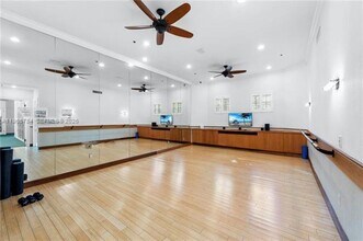 3145 NE 184th St in Aventura, FL - Building Photo - Building Photo