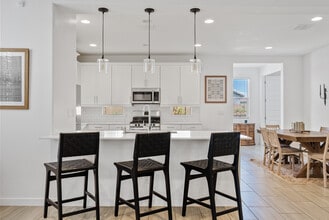 2204 E Kelly Dr in Gilbert, AZ - Building Photo - Building Photo