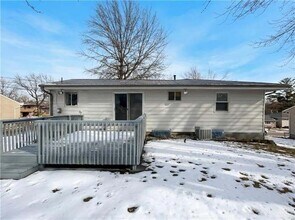 5342 N Palmer Ave in Kansas City, MO - Building Photo - Building Photo