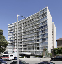 Washington Tower Apartments in San Francisco, CA - Building Photo - Building Photo