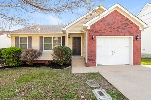 279 Bill Stewart Blvd in La Vergne, TN - Building Photo