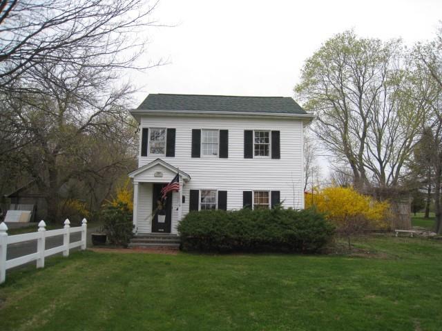 49925 Main St in Southold, NY - Building Photo - Building Photo