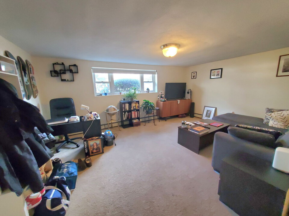16 Westford St in Boston, MA - Building Photo