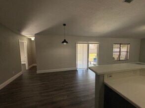 1196 SE Puritan Ln in Port St. Lucie, FL - Building Photo - Building Photo