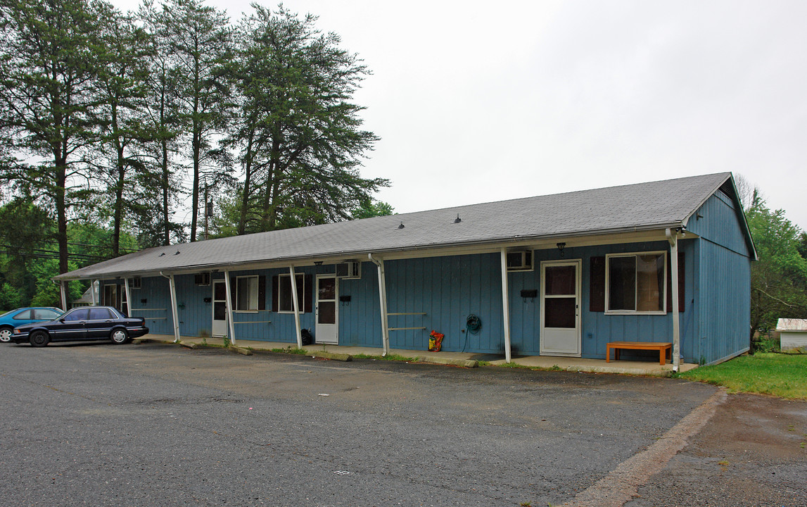 4360 Ogburn Ave in Winston-Salem, NC - Building Photo