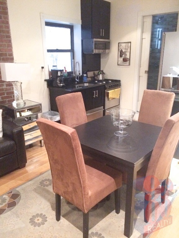 property at 434 W 52nd St