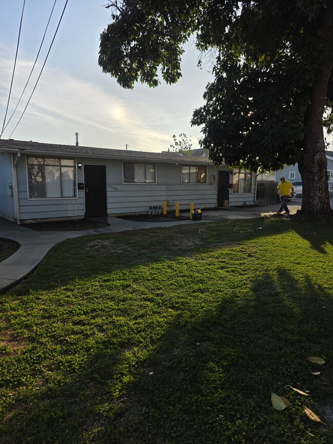 3250 1/2 Walnut Grove Ave in Rosemead, CA - Building Photo - Building Photo