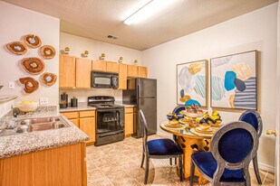 Boltons Landing in Charleston, SC - Building Photo