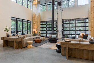 MAA West Midtown in Atlanta, GA - Building Photo - Interior Photo