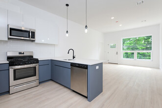 River at Passaic in Passaic, NJ - Building Photo - Interior Photo