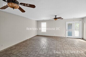 16329 Taconic Cir in Montclair, VA - Building Photo - Building Photo