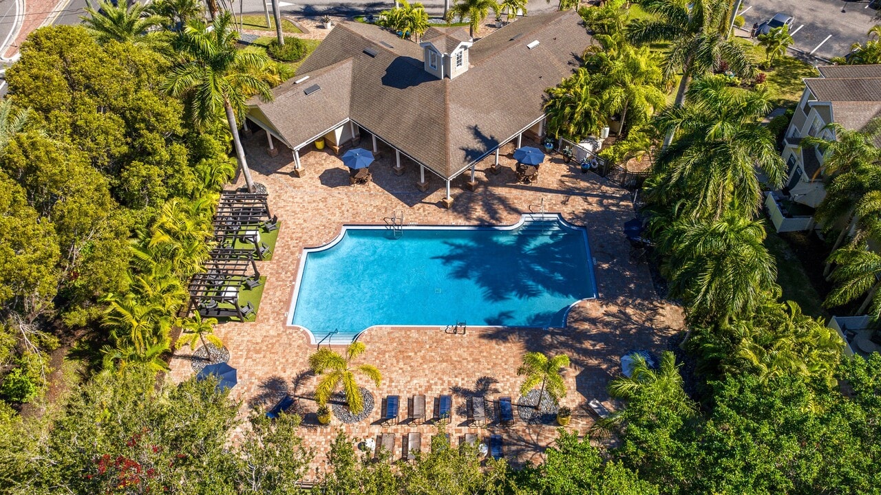 Meadow Lakes in Naples, FL - Building Photo