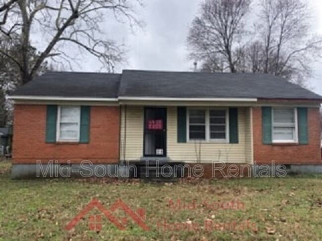 property at 4083 Grantham Rd