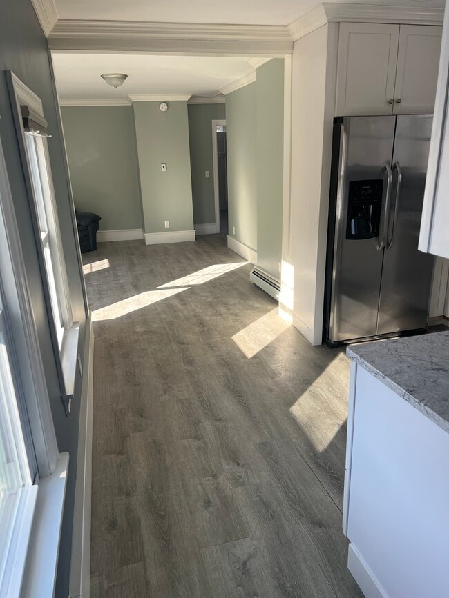 116 Maple Ave, Unit #2 in Scarborough, ME - Building Photo - Building Photo