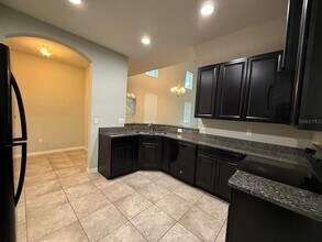 2211 Broadway View Ave in Brandon, FL - Building Photo - Building Photo