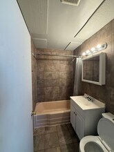 5900 Butterfield Rd in Berkeley, IL - Building Photo - Building Photo