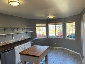 1563 Cedarwood Dr in Longmont, CO - Building Photo - Building Photo