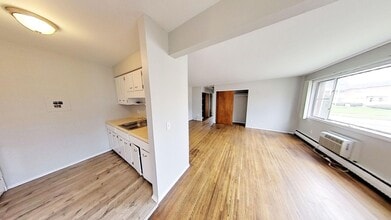 138-154 Woodhill Apartments in Rochester, NY - Foto de edificio - Interior Photo