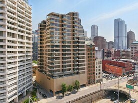 151 Fort Pitt Blvd in Pittsburgh, PA - Building Photo