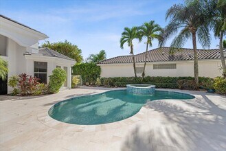 2951 Bent Cypress Rd in Wellington, FL - Building Photo - Building Photo