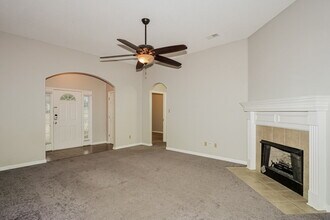 11059 Bonnie Creek Cove in Arlington, TN - Foto de edificio - Building Photo